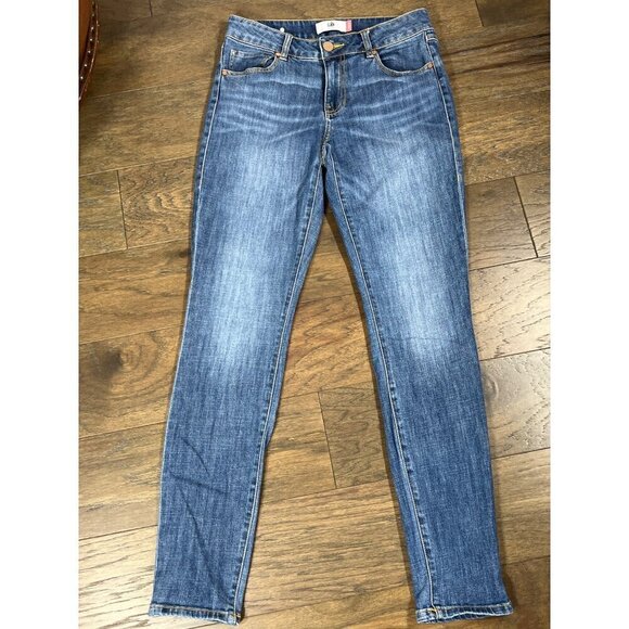 CABI The Skinny Jeans Classic Wash Sz 8 #5882 EUC - Picture 2 of 7